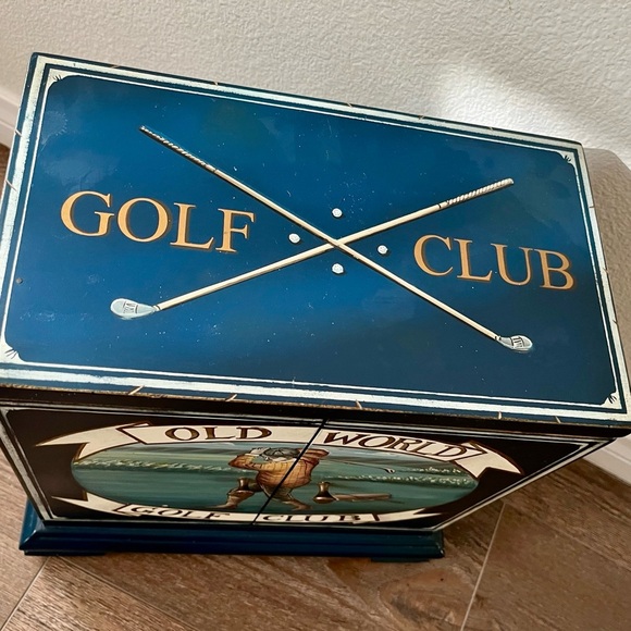 Old World Golf Club wooden 32 CD storage cabinet-green-2 door-13"x12"x7" - Picture 12 of 12